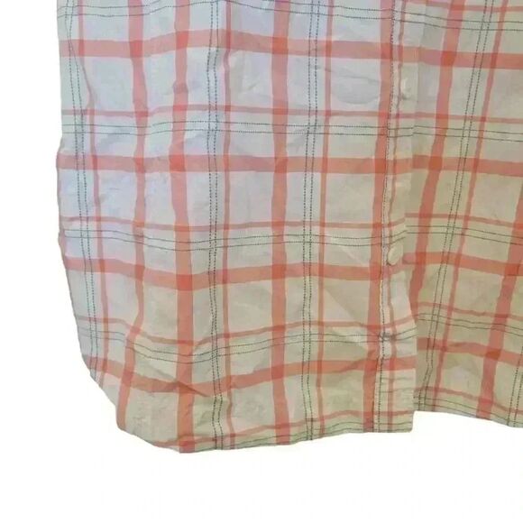 Columbia Women's White & Peach Nylon Plaid Silver Ridge Short Sleeve Button Down - Picture 8 of 13